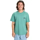 Camiseta Quiksilver para surfistas y amantes del estilo.
