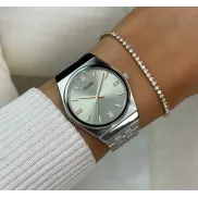 Reloj CLUSE Retro 70s esfera verde salvia de acero inoxidable
