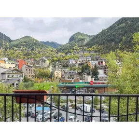 Entradas Cirque du Soleil + Desayuno en Hotel 3★ en Andorra