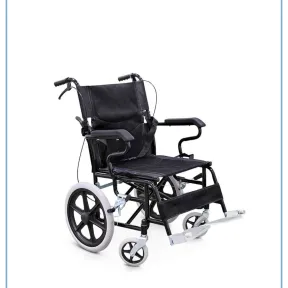 Plegable silla de ruedas para fácil traslado.