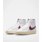 Blazer Mid 77 de Nike: Zapatillas icónicas y cómodas