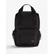 Mochila STNDRD: Estilo y Funcionalidad en Uno
