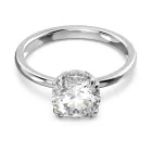 Anillo cocktail de la colección Stilla de Swarovski