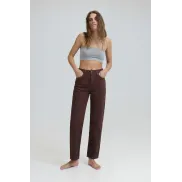 Jeans de tiro alto para mamás