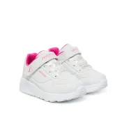 Skechers negros para niños de 21 a 26 por 30,99€
