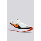 Revolución 8 de Nike: Atletismo y Estilo en Cada Paso