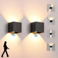 Aplique LED Impermeable para Pared con Sensor de Movimiento