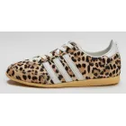 Zapatillas Japan de Adidas Originals con Estampado de Leopardo.