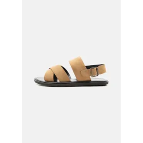 Sandalias de cuero marrón claro Pier One