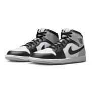 Zapatillas multicolor AJ1 Mid de cuero altas