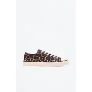 Zapatilla animal print con puntera de tejido