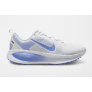 Nike Vomero 18 en tallas 35.5, 40.5 y 42
