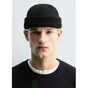 Gorro traviesote corto de modernito de Zara