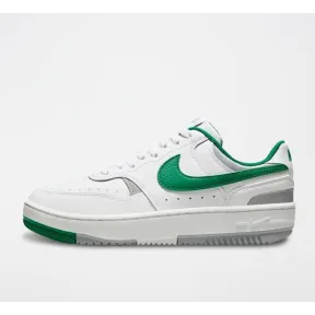Zapatillas de piel NIKE - Estilo y comodidad en cada paso