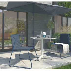 Terraza Naterial Livia: Mesa Origami y 2 sillas Rope