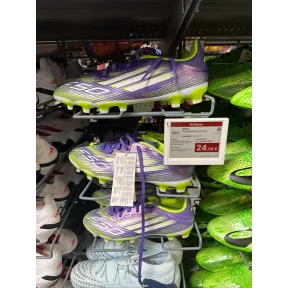 Botas de Fútbol PUMA y ADIDAS en Oferta en Decathlon