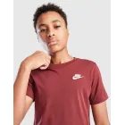 Camiseta júnior Nike con pequeño logo.