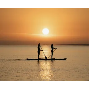 Complete tabla de SUP para disfrutar en la playa.