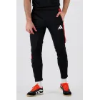Tiro 26 Pantalón adidas para un estilo deportivo