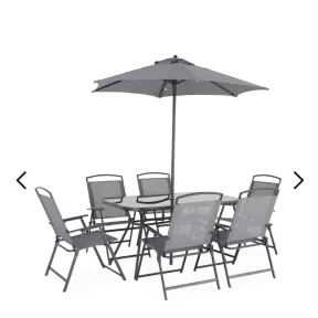 Mesa de Jardín Gris con 6 Sillas y 1 Sombrilla de Acero