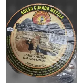 Queso curado mezcla Pinto, 850g aprox.