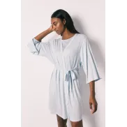 Bata suave azul midi de viscosa.