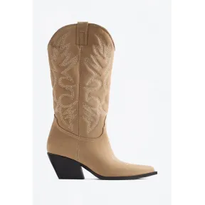Cowboy bota elegante y resistente