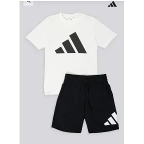 Adidas Conjunto disponible en tallas 12 a 16