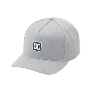 Gorra de DC Shoes para un estilo urbano y cómodo