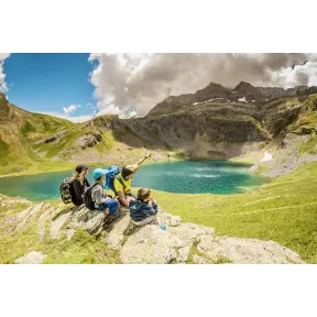 Familia en Formigal: Apartamentos con Vistas a la Montaña