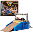 Mini Freestyle Arena Monster Jam con 2 Coches de Juguete