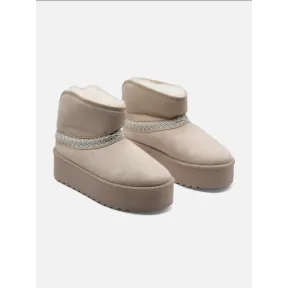Botines color crema y negro con plataforma