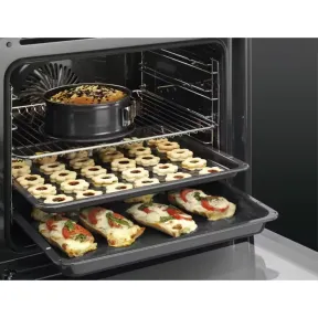 Horno SurroundCook Serie 6000 con Display LED Explore