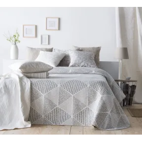 Colcha Beig Ligera Sofia 27 para Cama Matrimonial 135 cm