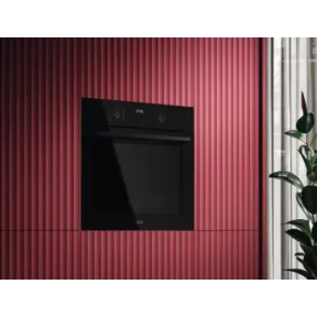 Horno AEG Serie 5000 SurroundCook con Display LED