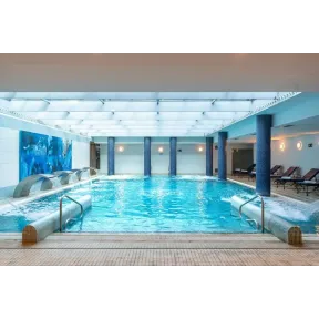 Relájate en el Hotel 4* en La Garriga con SPA y desayuno.
