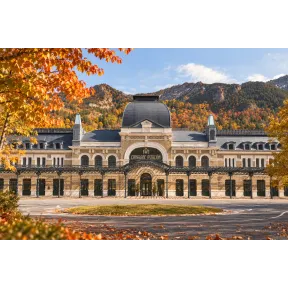 Escapada a Canfranc: 2 noches + visita a la estación desde 49€