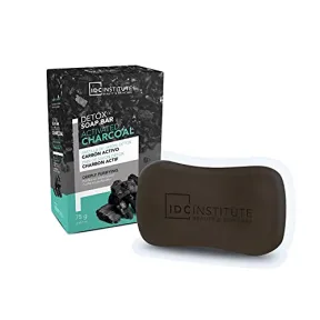 Jabón detox de carbón activo para una piel limpia
