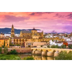 Visita guiada a la Mezquita-Catedral + Hotel 4★ en Córdoba