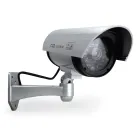 Cámara de vigilancia alámbrica exterior 180° en negro y plata