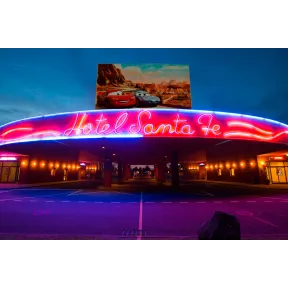 Hotel Disney Cars en Disneyland Paris + Entradas desde 365€