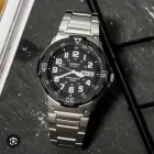 Reloj deportivo Casio MRW-200HD-1BVEF con acero inoxidable