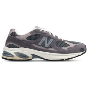2010 New Balance: Innovación y Estilo en Calzado
