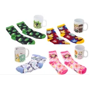 Tazas y calcetines de dibujos a juego por menos de 9 €