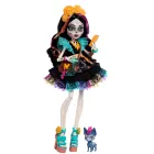 Monster High Suelta Calaveras con Candelita y 7 accesorios