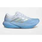 Adidas Supernova Rise: zapatillas de running celestes