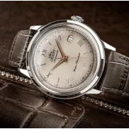 Orient Bambino Classic automático beige con correa verde