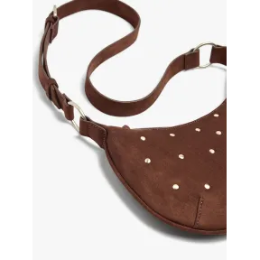 Bandolera con tachuelas