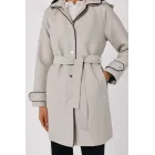Gabardina satinada con capucha desmontable
