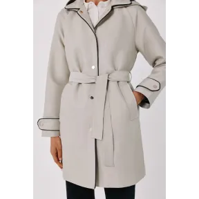 Gabardina satinada con capucha desmontable